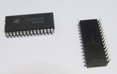 TEA 5640 C CIRCUITO INTEGRATO ORIGINALE SGS THOMPSON TEA 5640 C CIRCUITO INTEGRATO ORIGINALE SGS THOMPSON